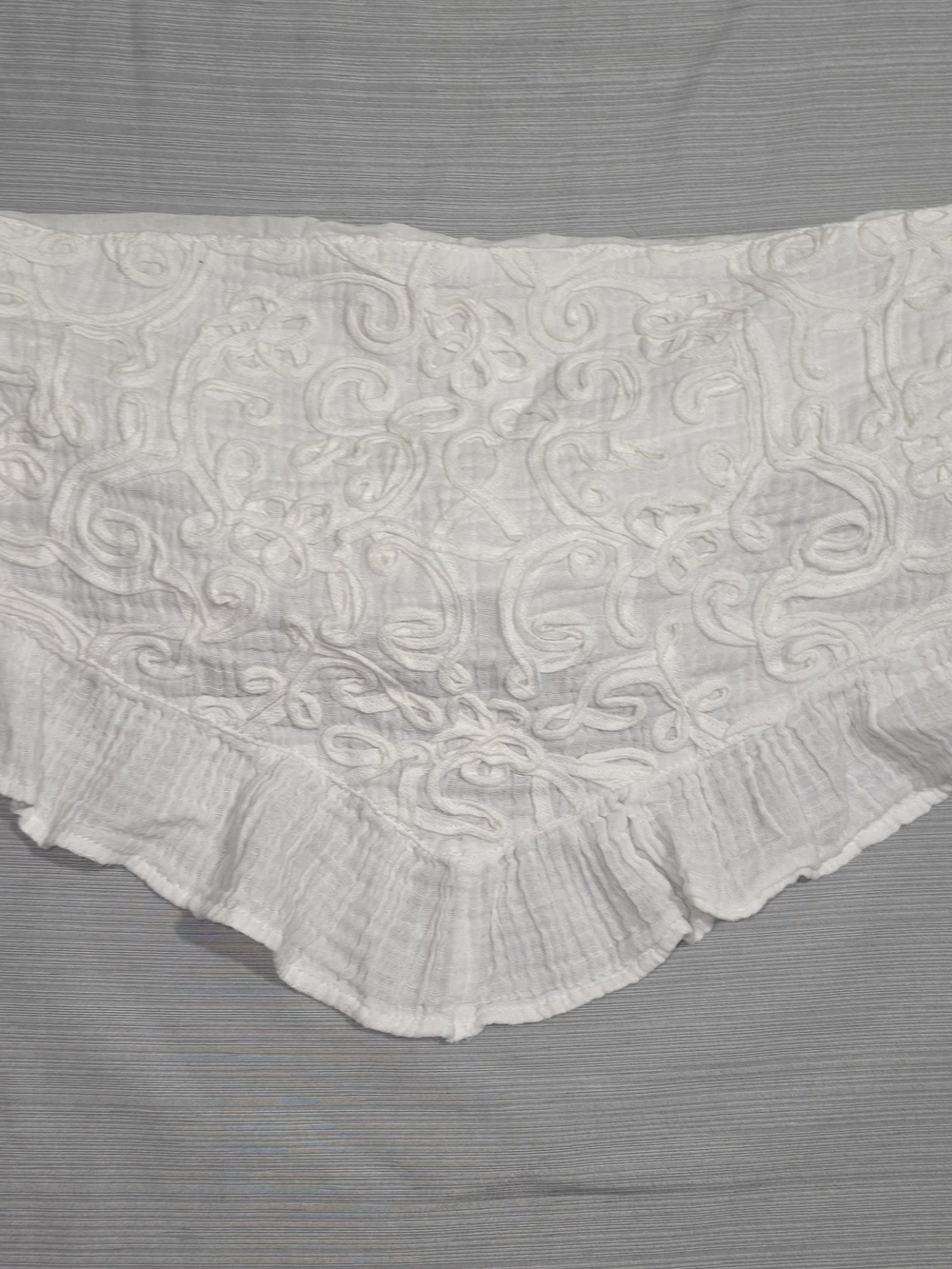 Women's White Embroidered Ruffle Tube Top